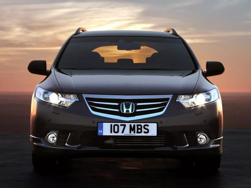 使用双摇臂的最后一代八代雅阁（CP、CU、CS、CW）