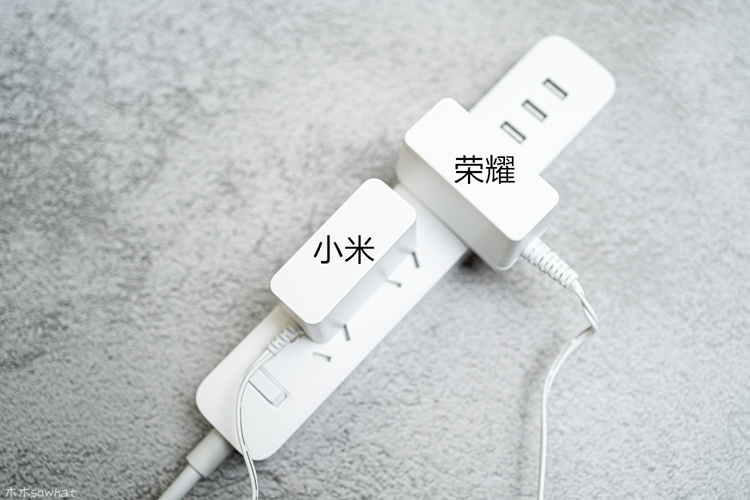 荣耀路由x3和小米路由器4a千兆版,小米4a路由器对比荣耀x3路由器