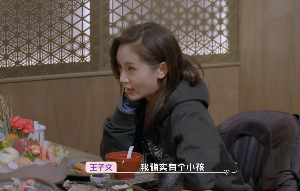 未婚生子十大女星,未婚生子惨遭抛弃的十大女星