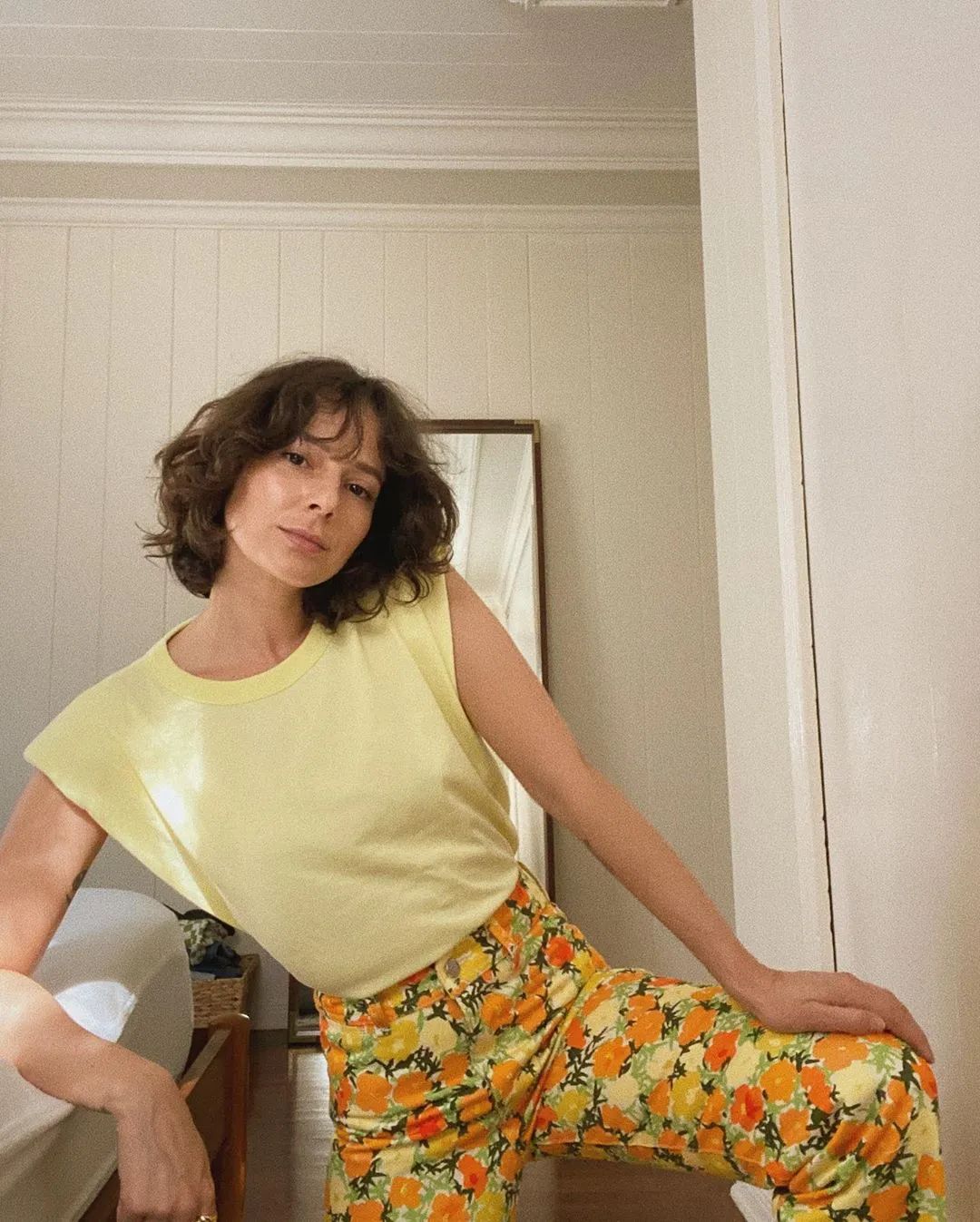 夏天t恤女款2022款网红款百搭,夏季必备百搭t恤品牌推荐