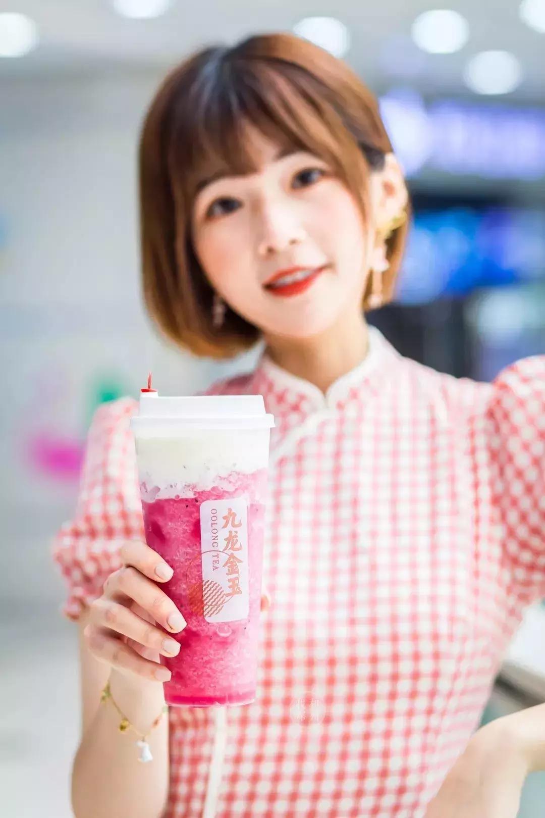 来咯，来咯，肯德基奶茶军团来咯