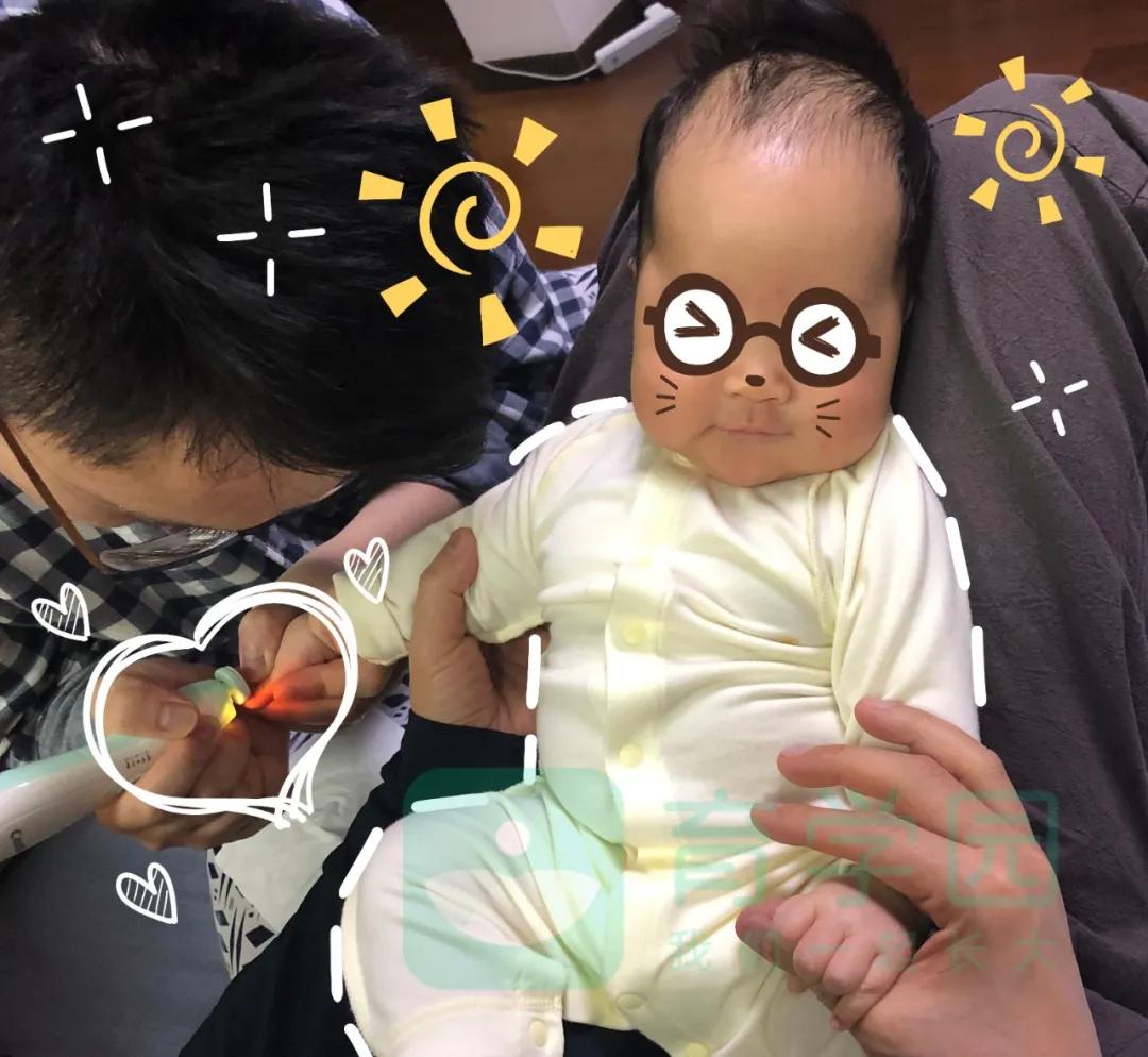 小孩指甲是什么样子才是健康,孩子指甲里有黑芯