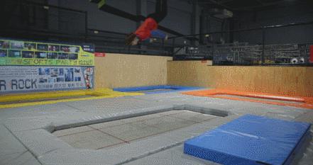 天津攀岩蹦床运动馆,天津淘气堡攀岩