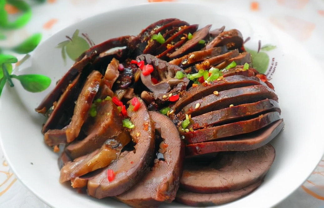 高血脂应该吃什么食物来控制血脂,血脂偏高吃米饭好还是吃面条好