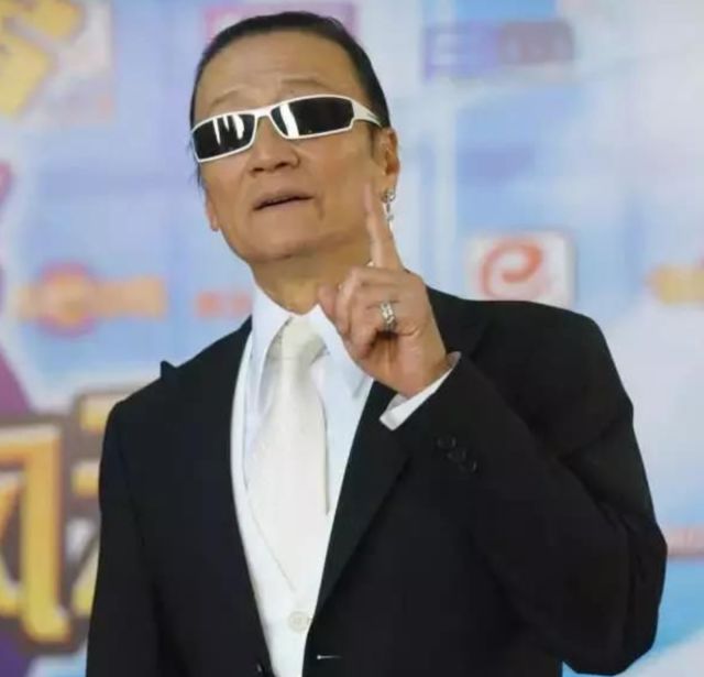 谢霆锋父亲谢贤对王菲态度,张柏芝谢霆锋谢贤的精彩故事