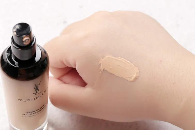 油皮春秋季公认最好的粉底液,油皮敏感肌养肤粉底