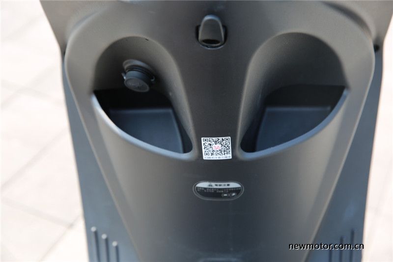 雅马哈和铃木的uu125踏板哪个好,125踏板雅马哈和豪爵怎么选