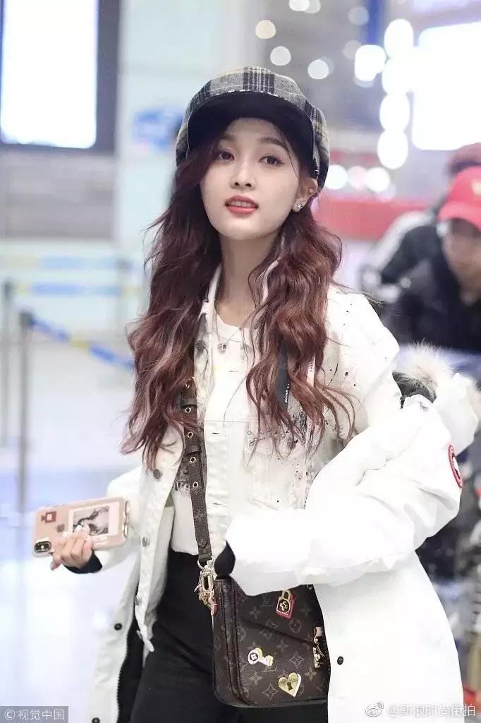 大饼脸买什么帽子,大饼脸戴什么帽子好看