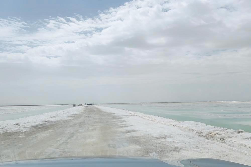 全新标致4008环青海长测Day5：感受恶魔之眼，茫崖翡翠湖爆赞！