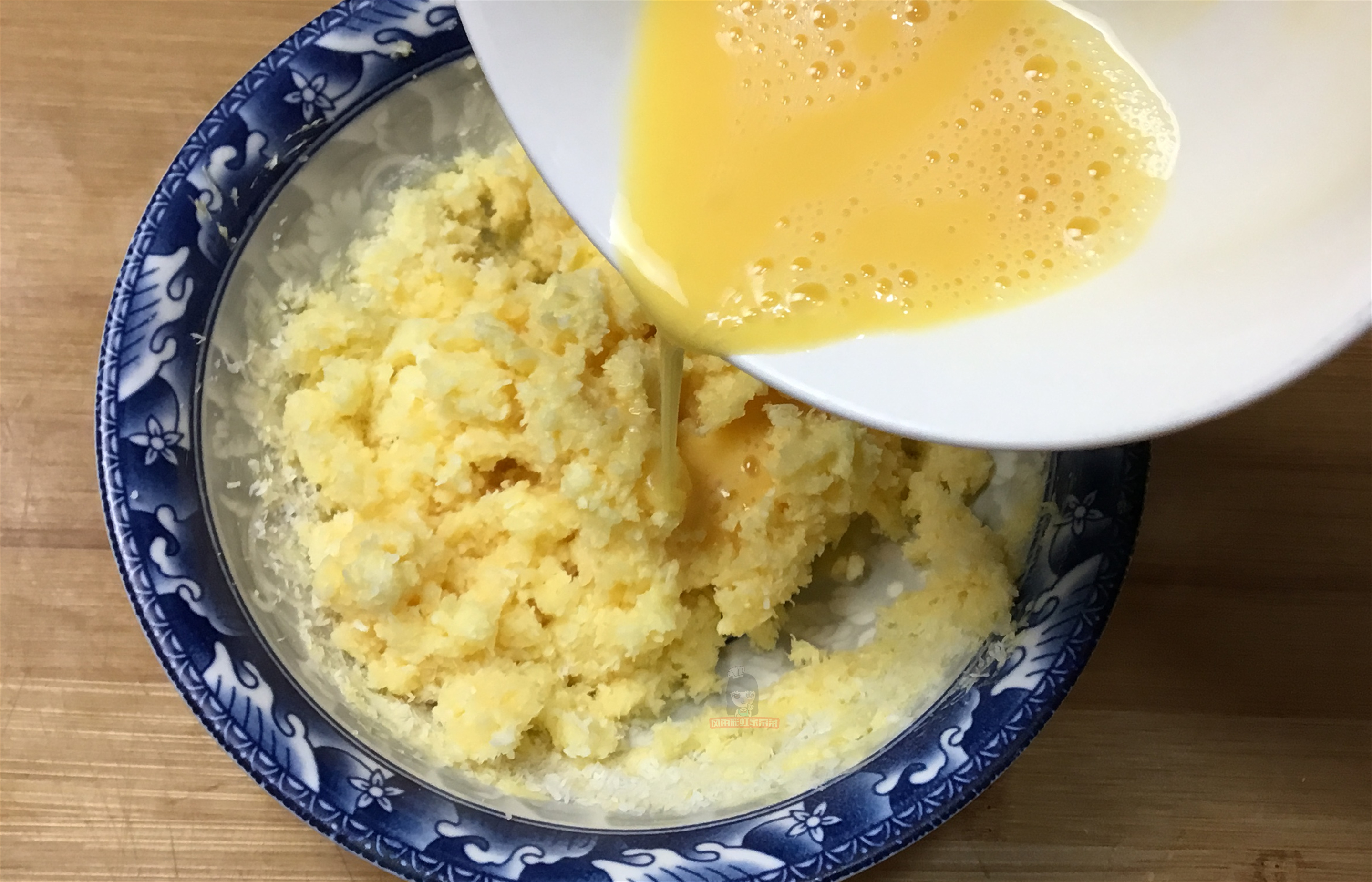 椰蓉面包做法视频教程,椰蓉面包的家常做法用面包机