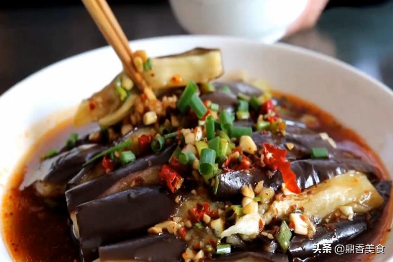 蒜泥拌茄子教程,蒜泥土豆茄子做法大全图解视频