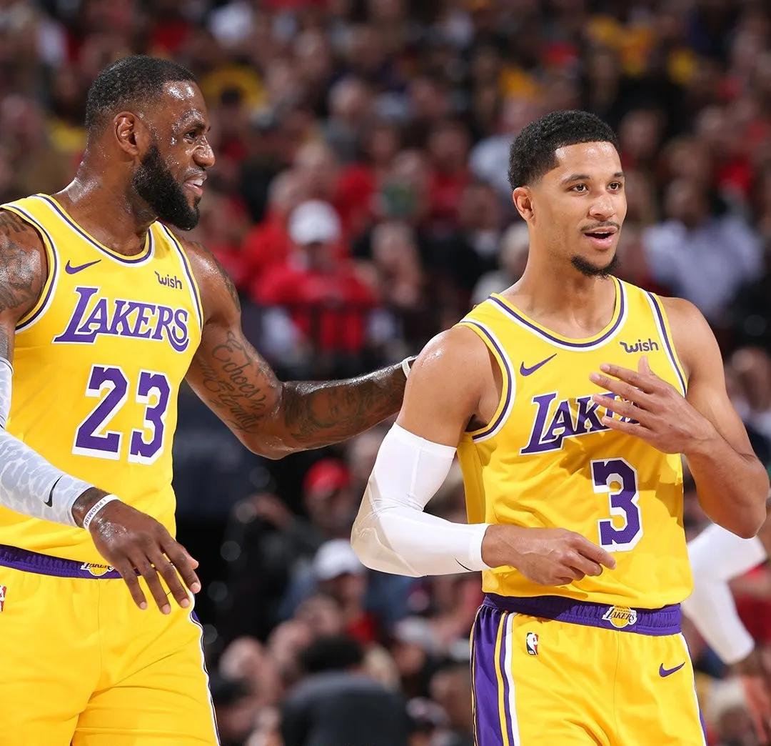 蕾哈娜和詹姆斯破纪录,詹姆斯休战浓眉40分