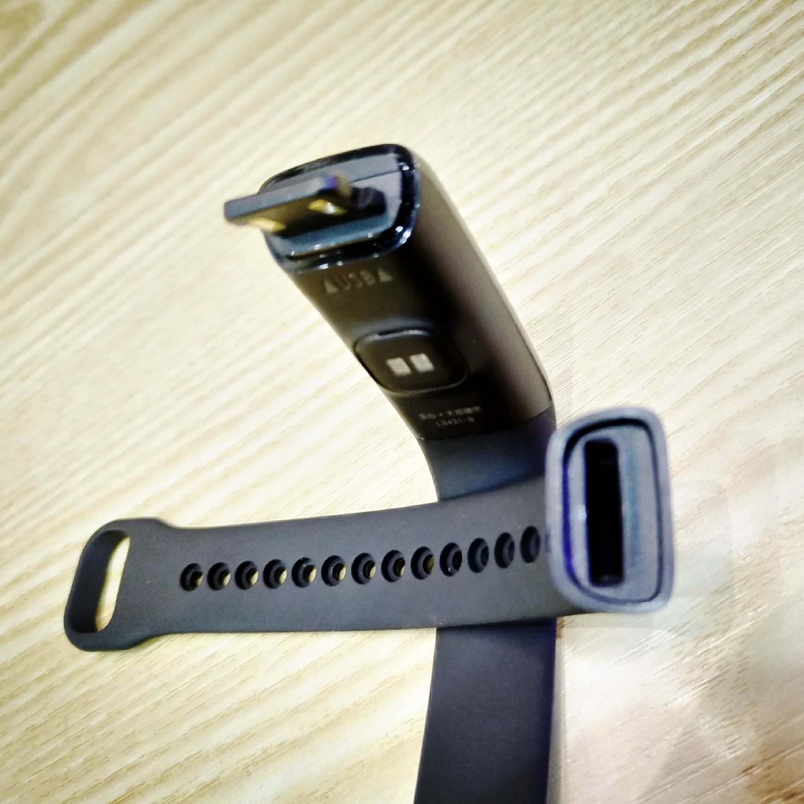 乐心手环5和5s有什么区别,乐心手环5怎样调时间