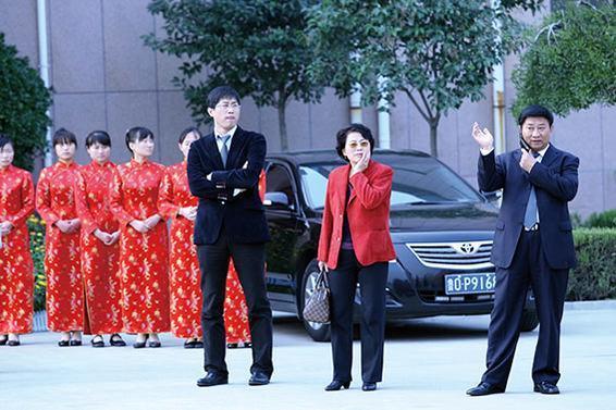 两个富二代在一起是什么样的,两个富二代