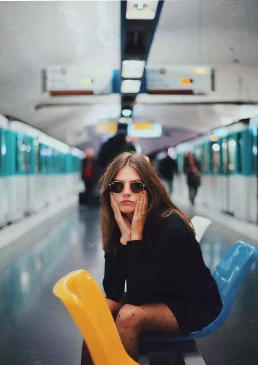 女人爱穿袜子是什么心理,女人爱穿的袜子