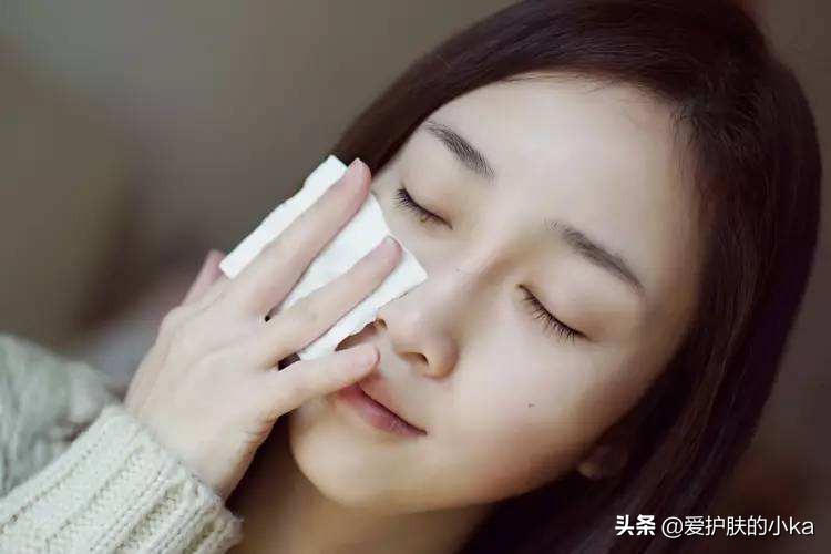 又到了干皮卡粉的季节，跟着这些步骤做，底妆服帖高级感满满