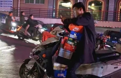 微商代购奢侈品靠谱吗,如何识别微商代购骗局揭秘