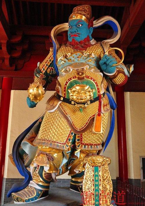 关羽在三国里厉害么,三国演义关羽真的武功天下无敌吗