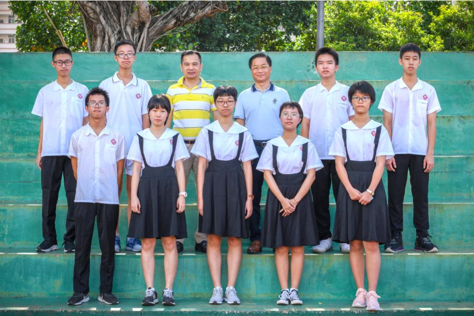 广东神级学霸，中考10门有6门满分！学校女生清一色短发