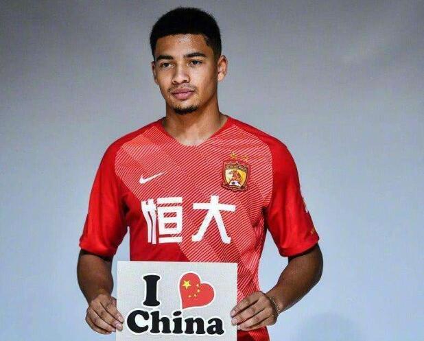 蒋光太李铁埃弗顿,蒋光太李霄鹏国足