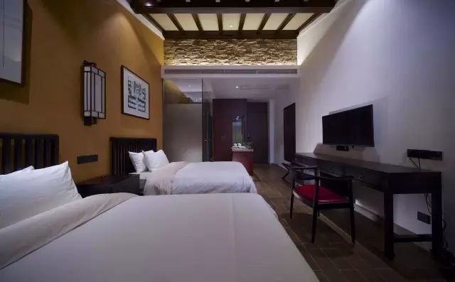 清凉寨丨“枫”景尚好,年会火热预定中!