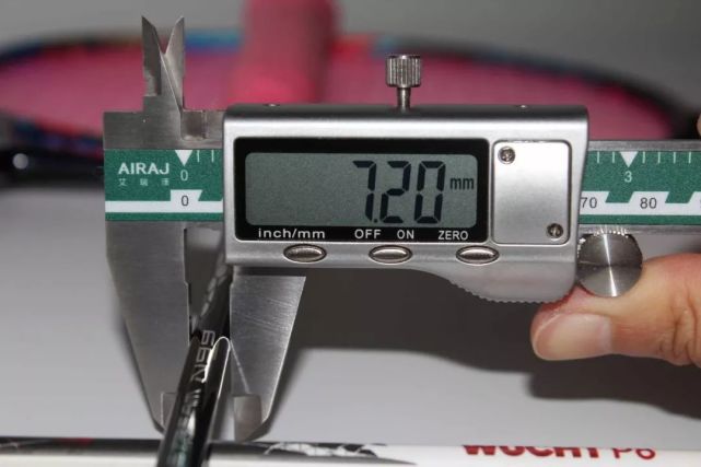 进攻型羽毛球拍10大排名,进攻型羽毛球拍推荐排行榜前十名