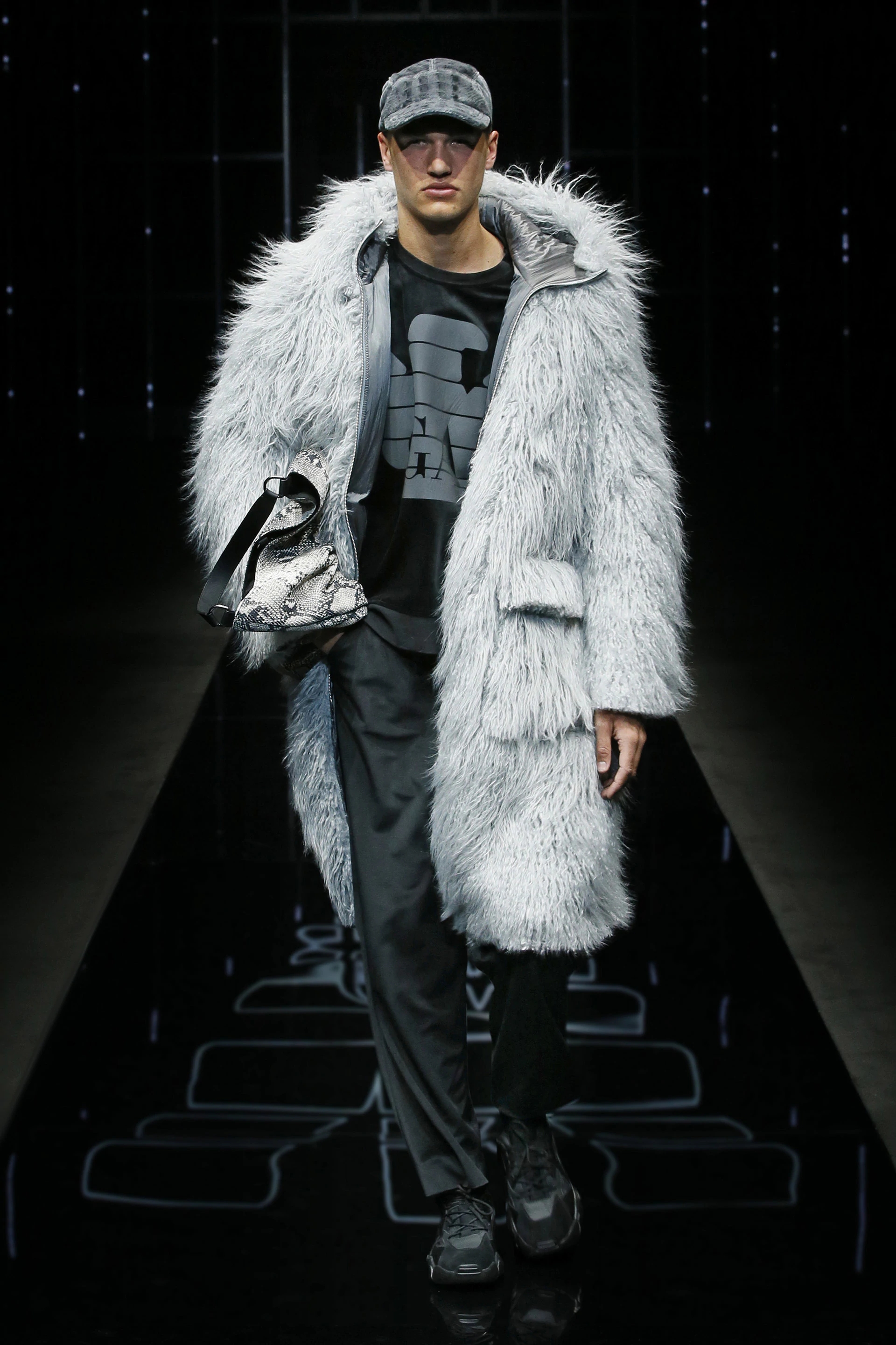 armani秀场男装秋冬2023,giorgioarmani男装胡歌