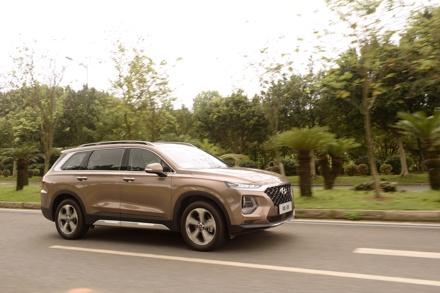 值得买的韩系suv全新胜达,第四代全新胜达六座试驾