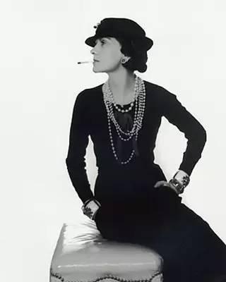 迪丽热巴和唐嫣同穿亮片裙,迪丽热巴和唐嫣穿同款公主裙