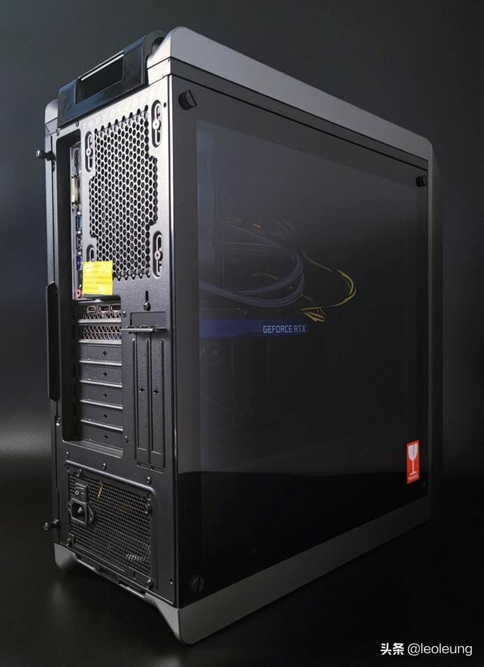 雷神黑武士主机评测,雷神主机黑武士光剑