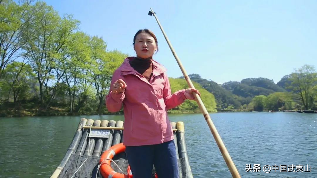 武夷山【总书记和我们在一起】陈佳：我把绿水青山的故事讲给总书记听