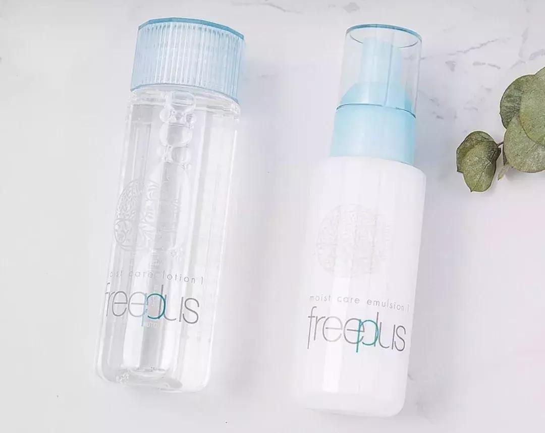 适合所有肤质的水乳国货,适合油性皮肤的水乳套装国货