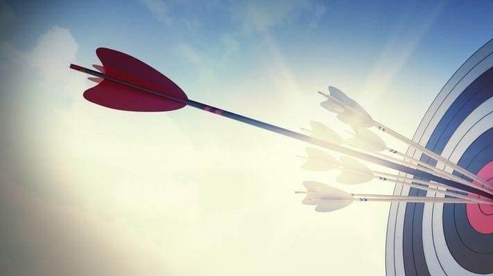 肺癌症晚期用靶向治疗大概多少钱,用靶向治疗就一定是癌症晚期吗