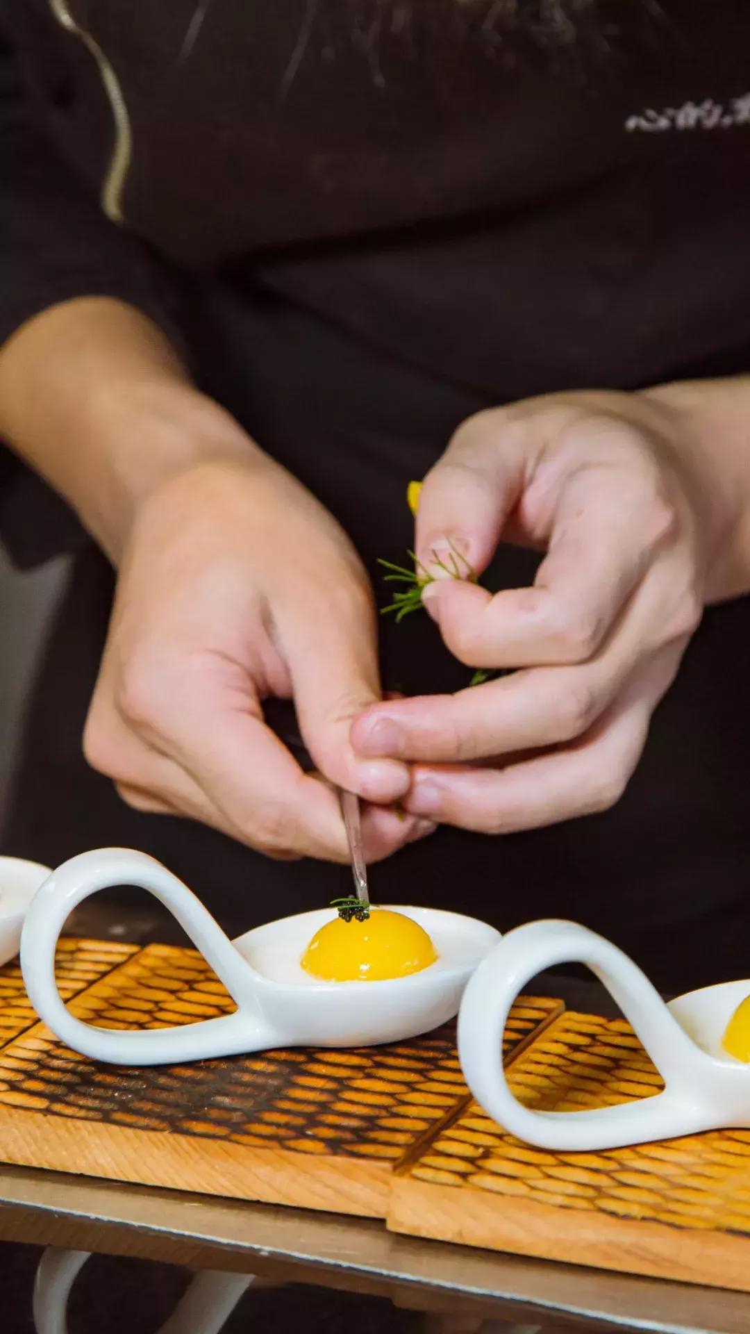 西餐界的“Chanel”！异国风味，带你见识超敢玩的食物实验所