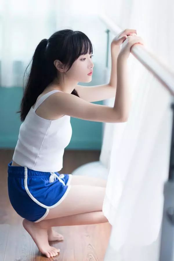 虽然她是在鄙视，不过我突然有了个大胆的想法