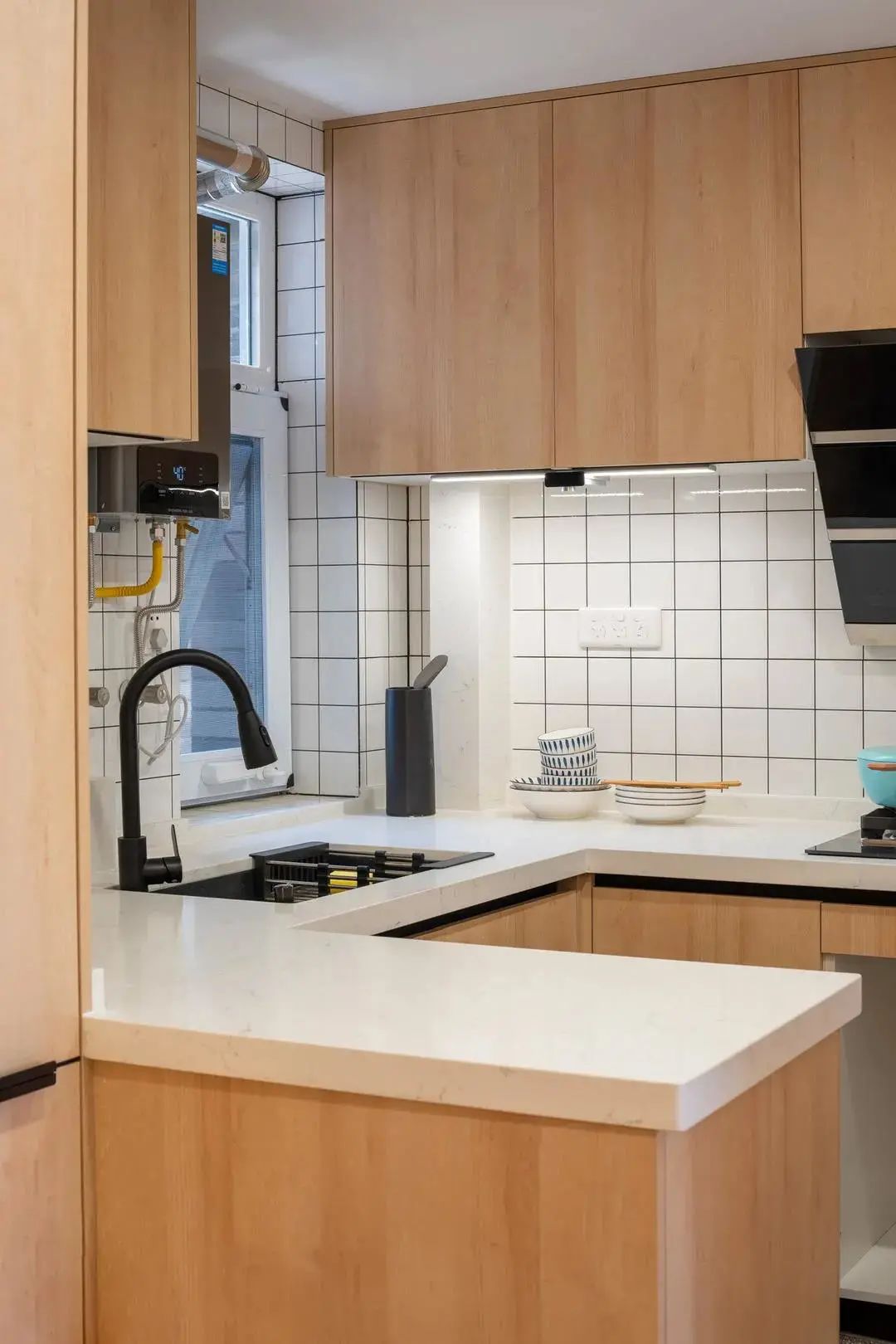 厨房无主光灯光设计案例,厨卫灯光怎么布置