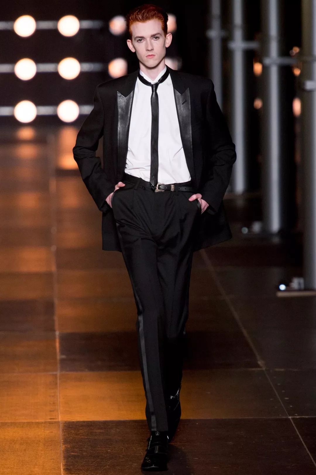 正式而时尚的领带,比较时髦的领带