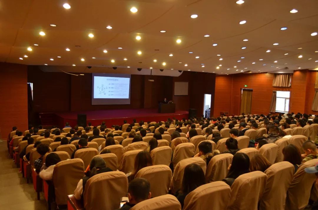 校园贷加强法律意识,提高法律知识拒绝校园贷款