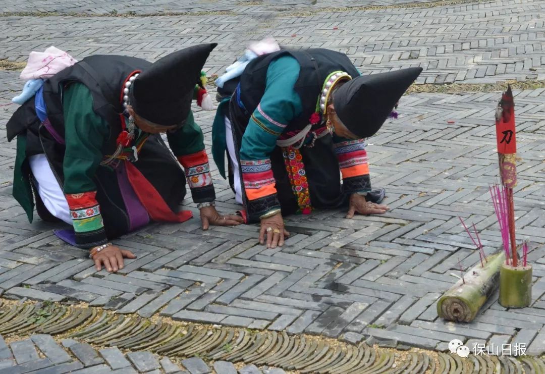 和你一起祭祀神刀