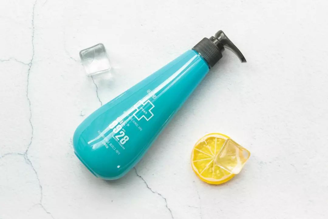 一刷就白的网红牙膏是真的假的,自从换了牙就牙黄