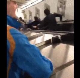 小朋友乘坐电梯注意事项,乘电梯注意事项有哪些