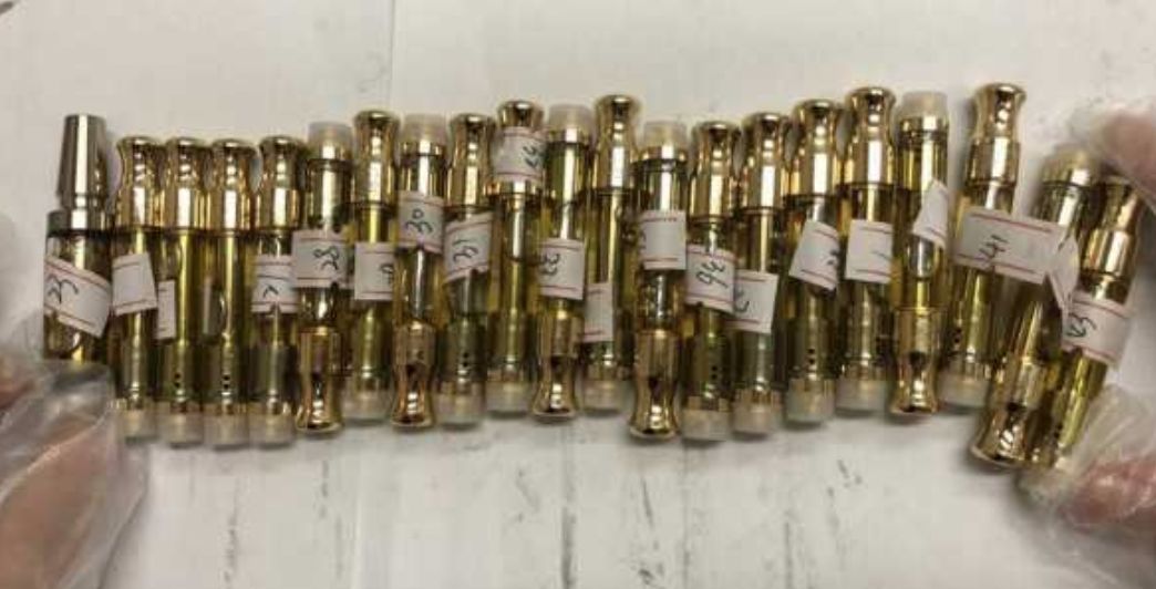 海口海关截获邮票毒品,大连海关查获伪装成糖果的毒品