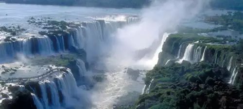 世界上最奇葩的国界线竟然长这样,盘点世界上最奇葩的10条国界线