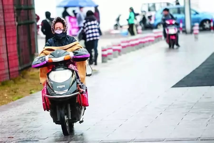 老寒腿护膝隐形加长款,年轻人老寒腿专用护膝