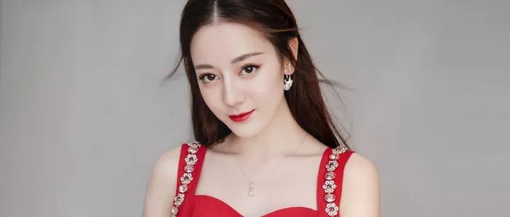 如何分辨女明星谁和谁,怎么分辨女生是真喜欢还是演的