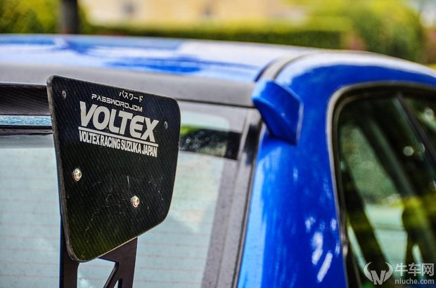 第十代翼豹改11代,第四代翼豹改装宽体