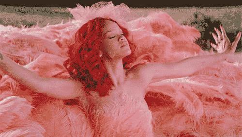 简单高级色系穿搭,冰淇淋色系穿搭