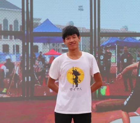 青岛市中学生田径运动会100米冠军,青岛农业大学运动会标枪