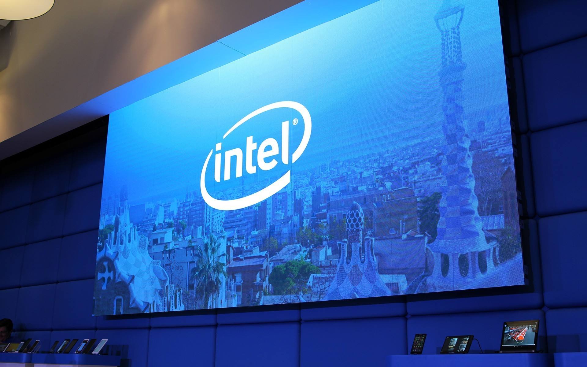 人人公司:6000万美元出售人人社交网络全部资产丨大众计划开启5000万辆电动车生产计划