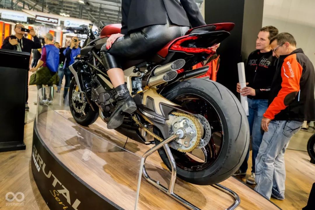 奥古斯塔brutale800复古,奥古斯塔艺术品